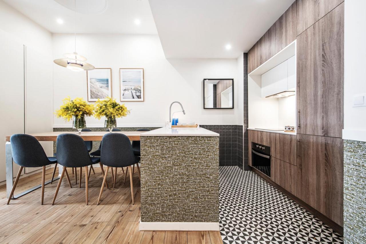 Acogedor Y Centrico Apartamento En Gran Via Madrid Bagian luar foto